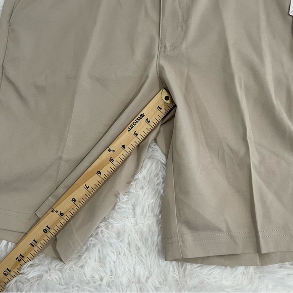 PGA Tour Shorts Men’s Size 32 khaki, golf shorts - Picture 5 of 7